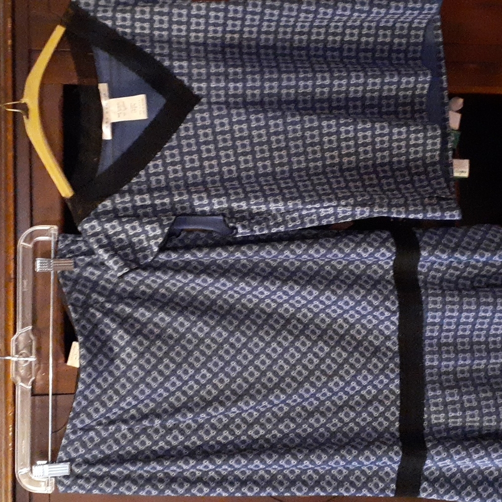 2 PC skirt set, size Small